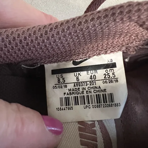 🔥 Nike SB Check Solarsoft Sneakers – Mauve/White Gum Sole (Women’s Size 8.5) - Image 8