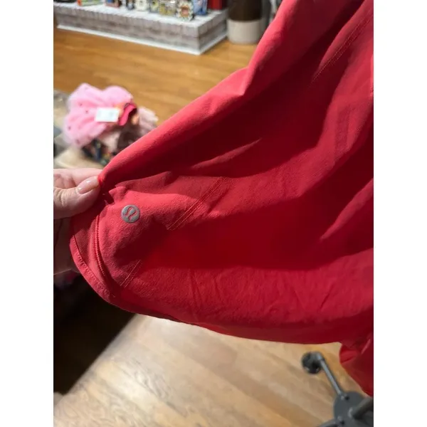 Lululemon Hotty Hot High-Rise Short in a bright coral-pink women's 14 - Image 3