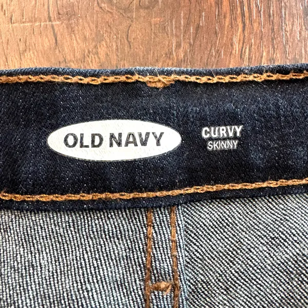 OLD NAVY Curvy Skinny blue jeans, plus size 14 - Image 9