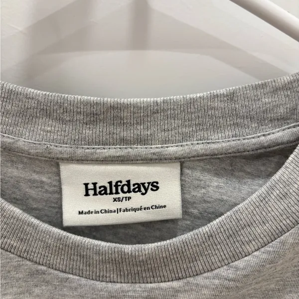NWT Halfdays tshirt size xs Gray - Image 3