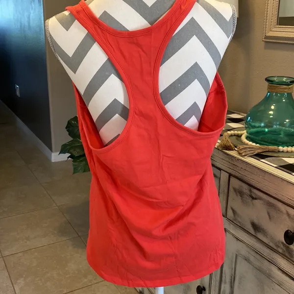 Nike orange ombré swoosh Dri-Fit tank - Image 3