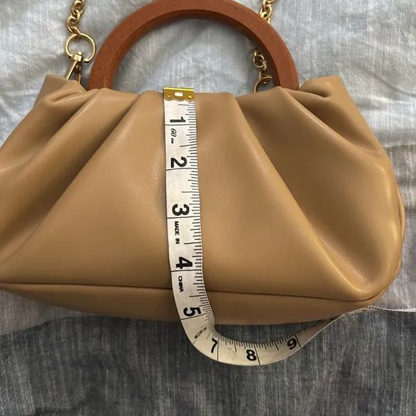 Tan Handbag with Wooden Handle Vegan Leather Adorable and Chic Crossbody Chain - Image 8