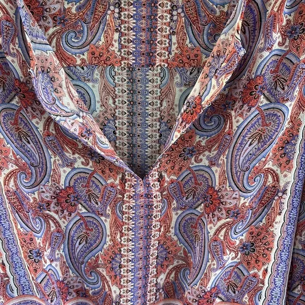 EUC ecru Paisley Print Drawstring Hem Blouse Large - Image 9