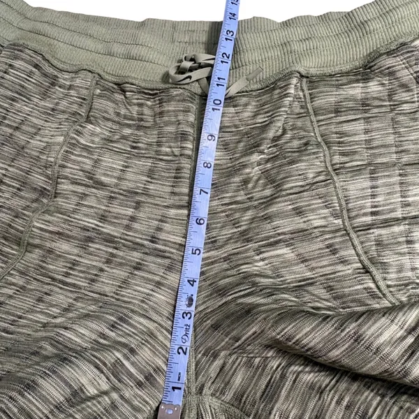 Nike Yoga Therma FIT Luxe Jogger Women 1X Reversible‎ Green Quilted Pants - Image 10