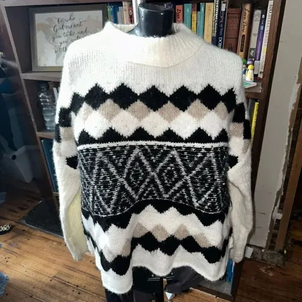 Elan Rock soft oversized L pullover striped triangle sweater - Image 2