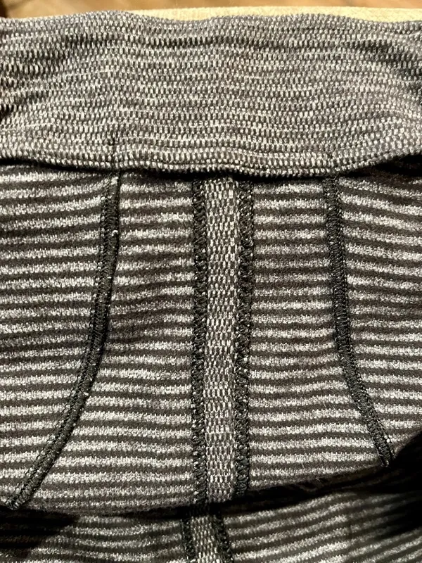 lululemon athletica Define Jacket in Heathered Gray - Size 2/4 - Image 14
