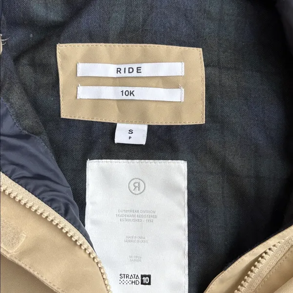 RIDE snowboard jacket - Image 5