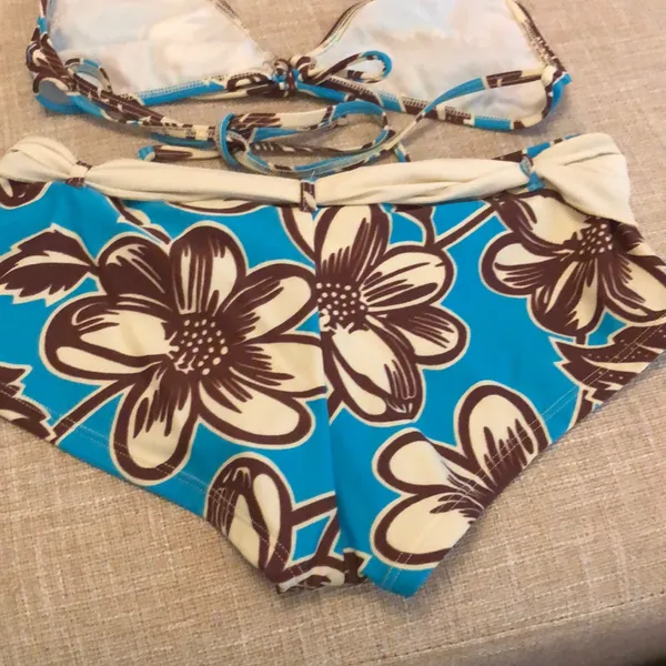 L Space Surf bikini - Image 6
