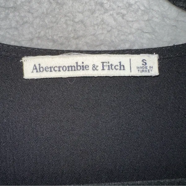 Abercrombie & Fitch Top Womens Small Black Babydoll Button Front Smocked Back - Image 3