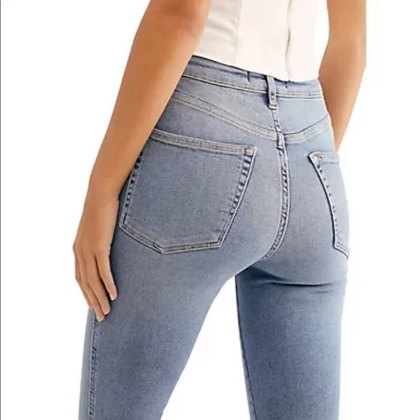Free People Raw High Rise Jeggings in Indigo Size 27‎ - Image 2