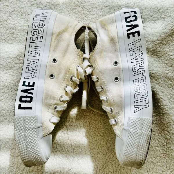 Converse platform shoes. Love fearlessly on the side & small heart on the back. - Image 3