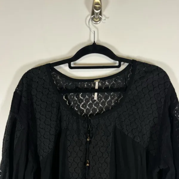 Free‎ People Women Moon River Peasant Crochet Top Size M Festival Boho Black - Image 2