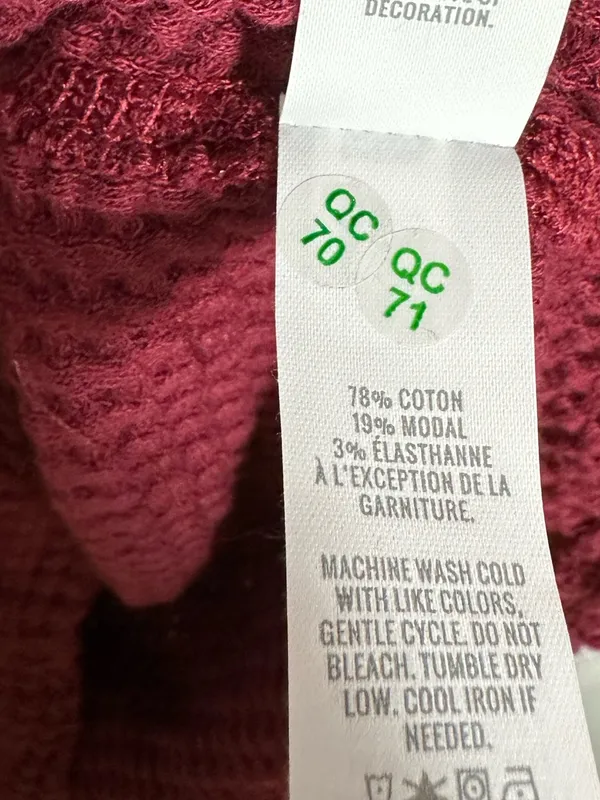 Offline by Aerie Waffle Knit Top XS Red‎ V-Neck Long Sleeve Colorblock Oversized - Image 9