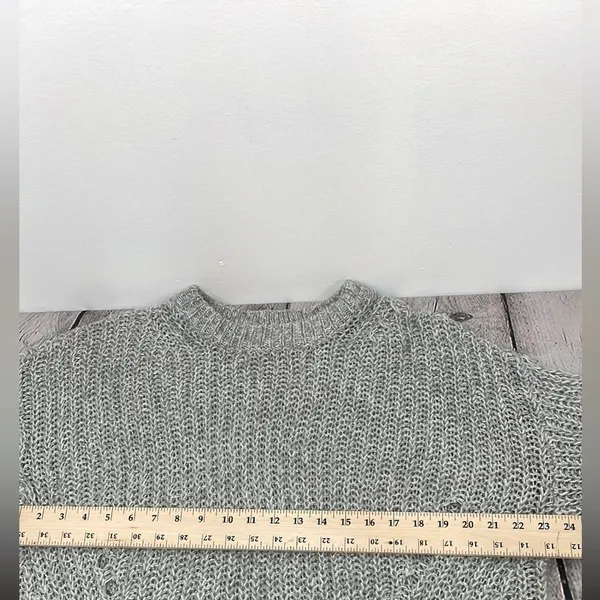 American Eagle Open knit crew neck pulloverer sweaterter gray Medium oversized - Image 13