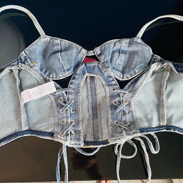 PrettyLittleThing Petite denim lace-up corset top - Image 7