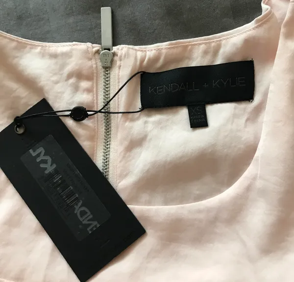Kendall + Kylie Blush Pink Crop Top With Back Zipper NWT - Image 5