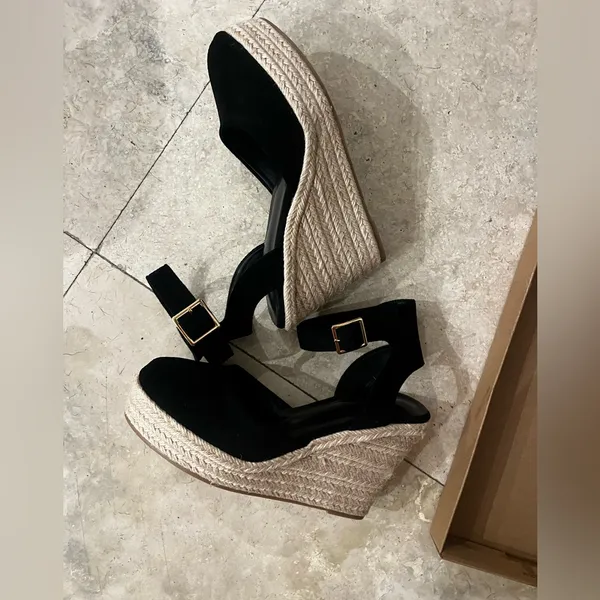 Black Wedge Espadrilles Size 7 - Image 4