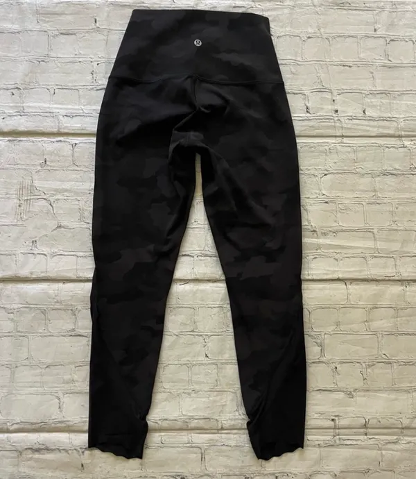 Lululemon Align Black/Grey Camo Scalloped 23” Leggings - Image 2