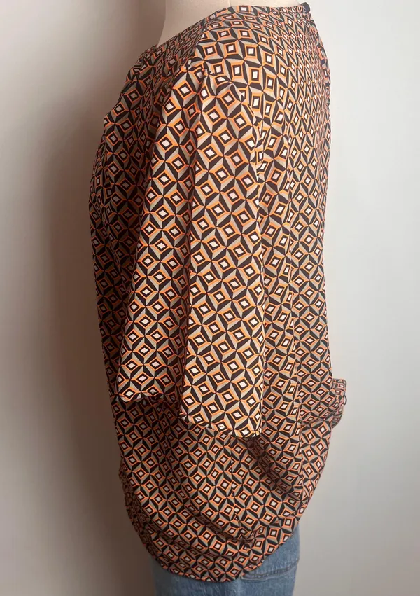 Pleione Geo Abstract Bow Detail Blouse - Image 4