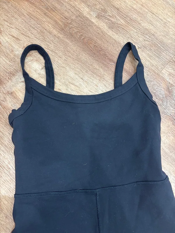 Wilfred Aritzia Black Romper - Image 3