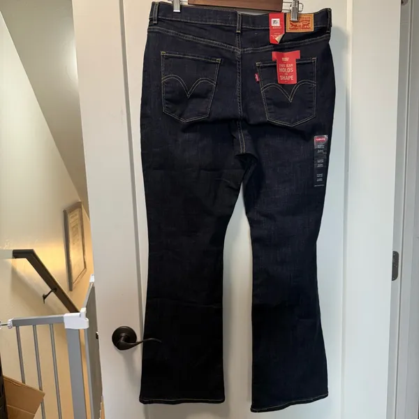 NWT Levi's Classic Bootcut Jean Dark‎ Wash High Waist Stretch 32x30 - Image 5