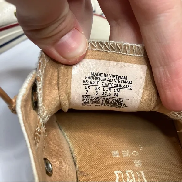 Converse off white‎ sneakers size 7 - Image 6