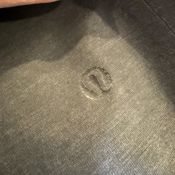 LULULEMON The Drizz Jacket Grey size 10‎ Waxed Coated Water Resistant Reflective - Image 7