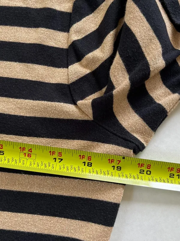 Lauren Ralph Lauren Sz M Gold Black Pullover Blouse Zipper Shoulder detailed - Image 7
