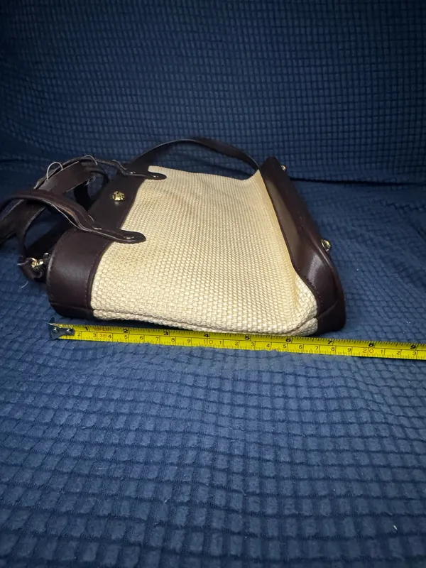 Etienne Aigner Woven Classic Cream and Brown Tote Bag - Image 4