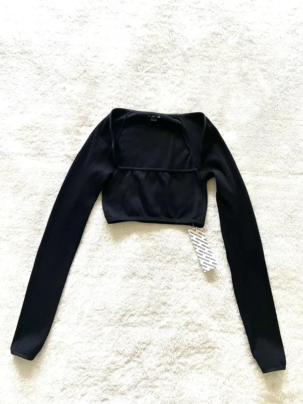 Urban Outfitters Black Ribbed Square-Neck Crop Top Long Sleeve Size XS/S - Image 2