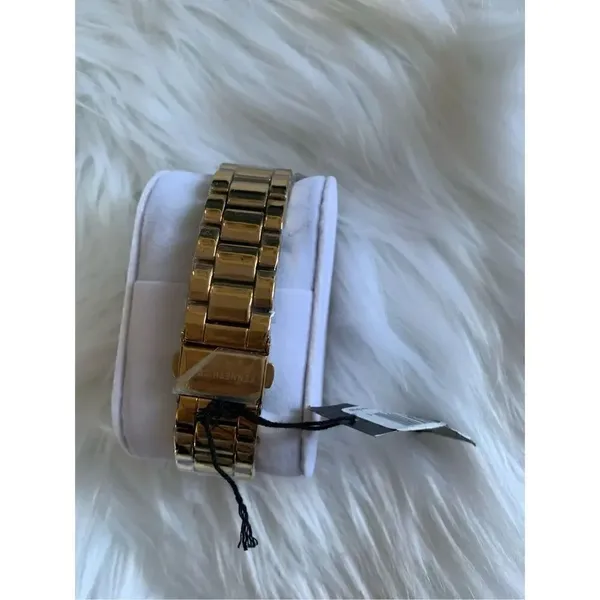 Kenneth cole women’s gold watch with little diamonds new battery - Image 2