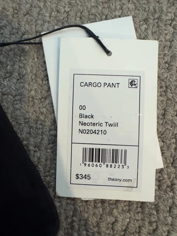 Theory Cargo Pant in Neoteric Twill - Image 6