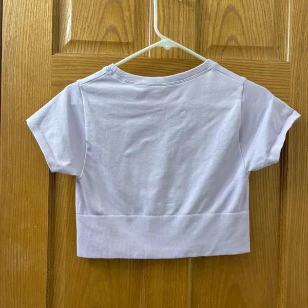 Offline by Aerie Sidewalk Seamless Cropped T-Shirt Lilac Purple Size Small - Image 2