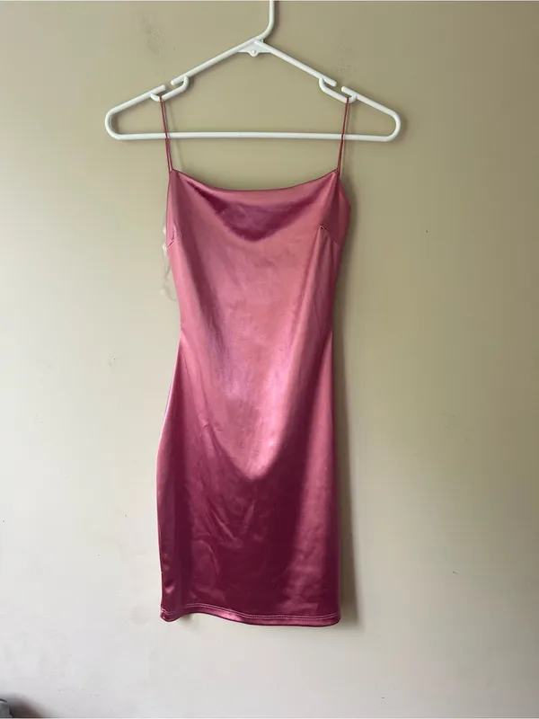 Windsor pink satin mini dress - Image 2