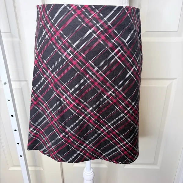 Free People Plaid A-Line Mini Skirt Red & Black Size Large NWT - Image 2