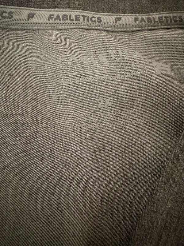 Fabletics men’s scrubs  - Image 4