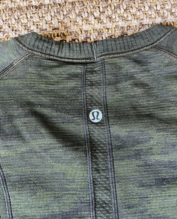Lululemon Swiftly Tech Short Sleeve - Image 3