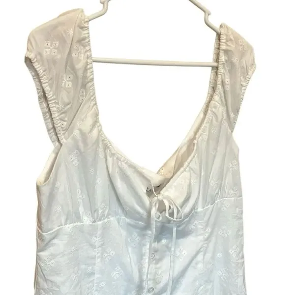 WAYF A-Line Embroidered Button White Dress XL NEW Bridal Shower #200 - Image 4