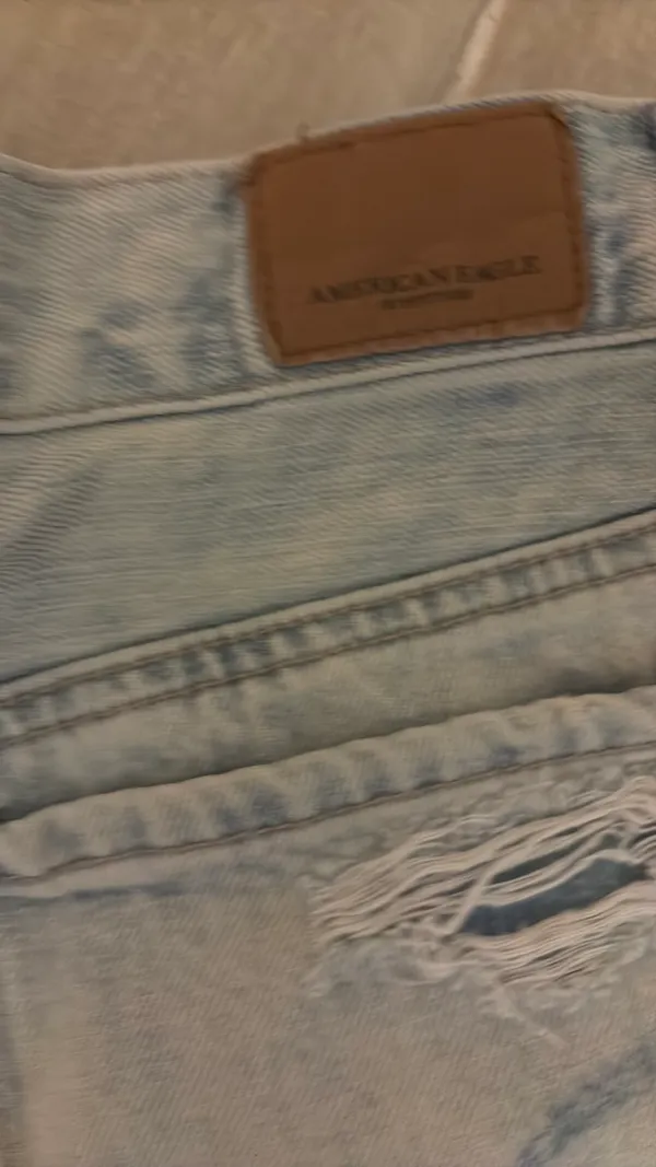 American Eagle Destructed cutoff jeans - Image 3