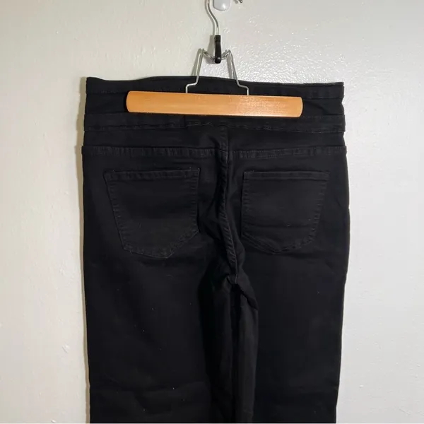 Roswear Women's Sz Medium Wide Leg High Waisted Jeans Black Three Button Stretch - Image 7
