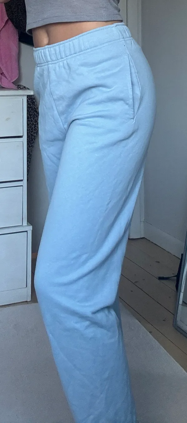 Aritzia Tna Joggers - Image 4