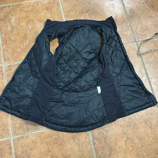 Lululemon Down For A Run Vest Black Slim-fit Goose Down 800 fill size‎ 4 - Image 10