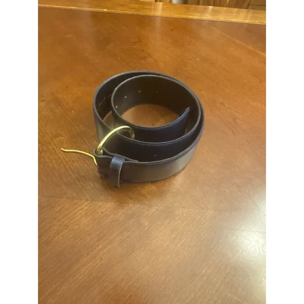 Accessory Lady Navy Blue Leather Belt Size M with Gold Tone Accent Buckle - Image 5