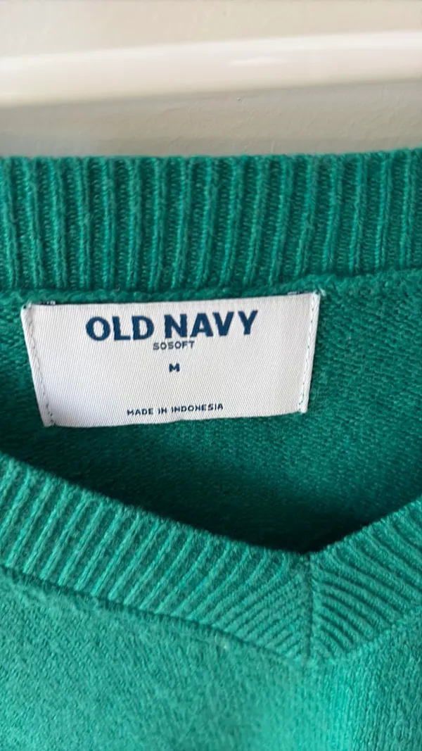 Old Navy Crewneck Sweater - Image 2
