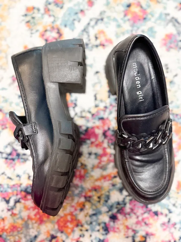 Madden Girl Hoxton Chain Lug Loafers - Image 4