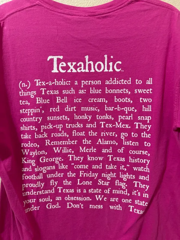 Comfort Colors "Texaholic" Pink Graphic Tee - Size M - Image 5