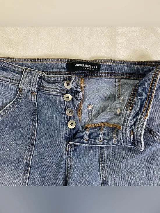 Modern Supply by Sanctuary Classic High Waist Jeans size 26 waist - Image 3