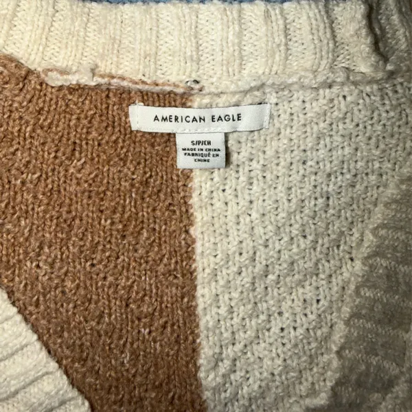 American Eagle Outfitters Cream and Tan Knit Sweater - Image 2