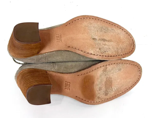 Frye Naomi Pickstitch Booties Ash Soft Oiled Italian Suede Back Zip Size 7.5 - Image 9
