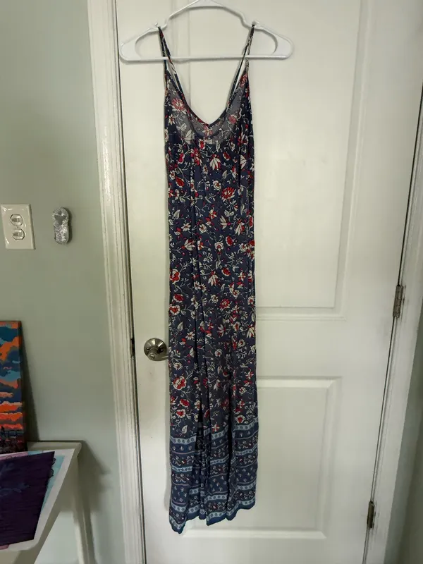 Old Navy Maxi Dress Floral - Image 3